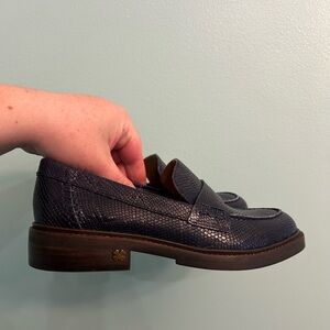 Lucky Brand Womens Loafers Blue Reptile Leather Slip On Shoes Preppy Fall 6